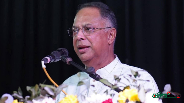 জনগণের ভোটে নির্বাচিত সরকারকে ফেসবুকের হুমকিতে টলানো যাবে না
